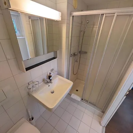 Hermann 2 By Apartment *